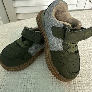 OshKosh B'gosh 4 M  Olive and Gray Kids Sneakers